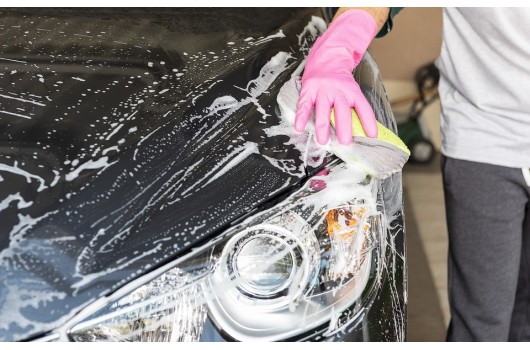 Mycie auta po zimie – 5 rzeczy, na które warto zwrócić uwagę